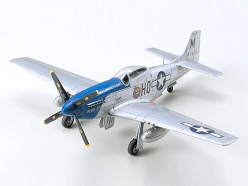 [60749] 1/72 North American P-51D Mustang